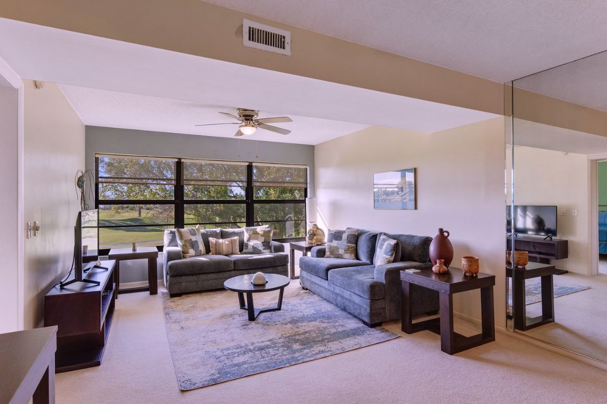 Vista Plantation condo in Vero Beach sold for owners living overseas