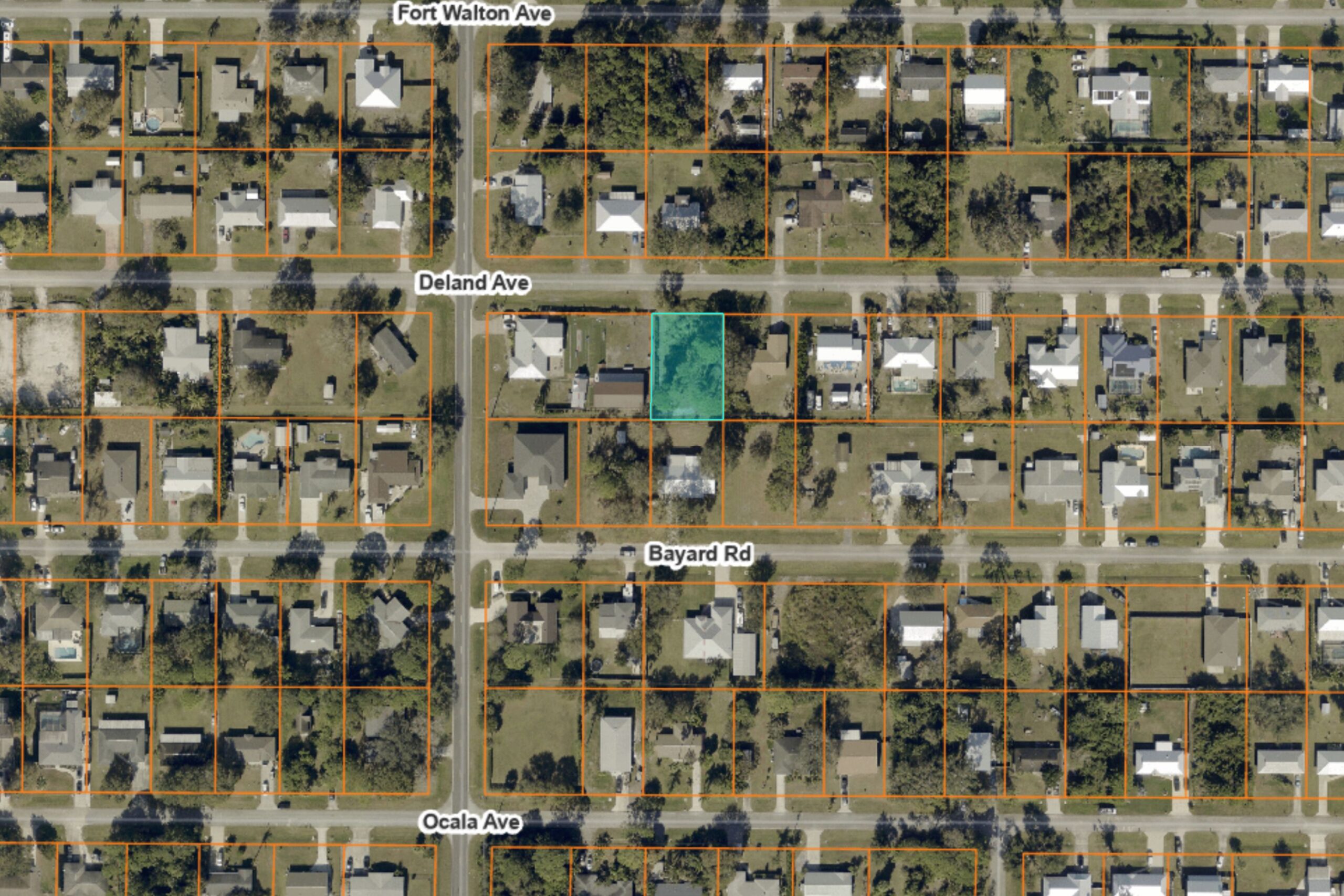 Vacant residential lot for sale in Lakewood Park Fort Pierce Florida